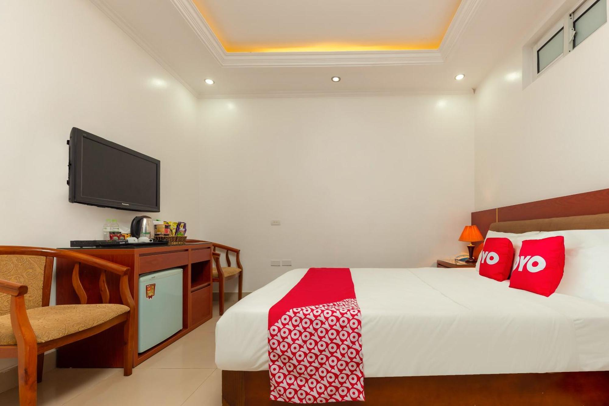 Super Oyo Capital O 387 Bach Duong Hotel Hanoi Esterno foto