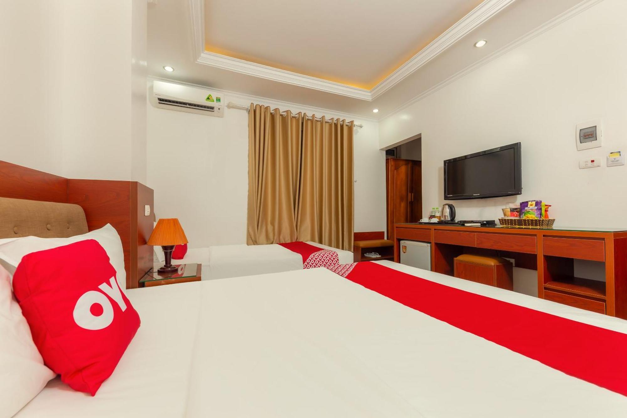 Super Oyo Capital O 387 Bach Duong Hotel Hanoi Esterno foto