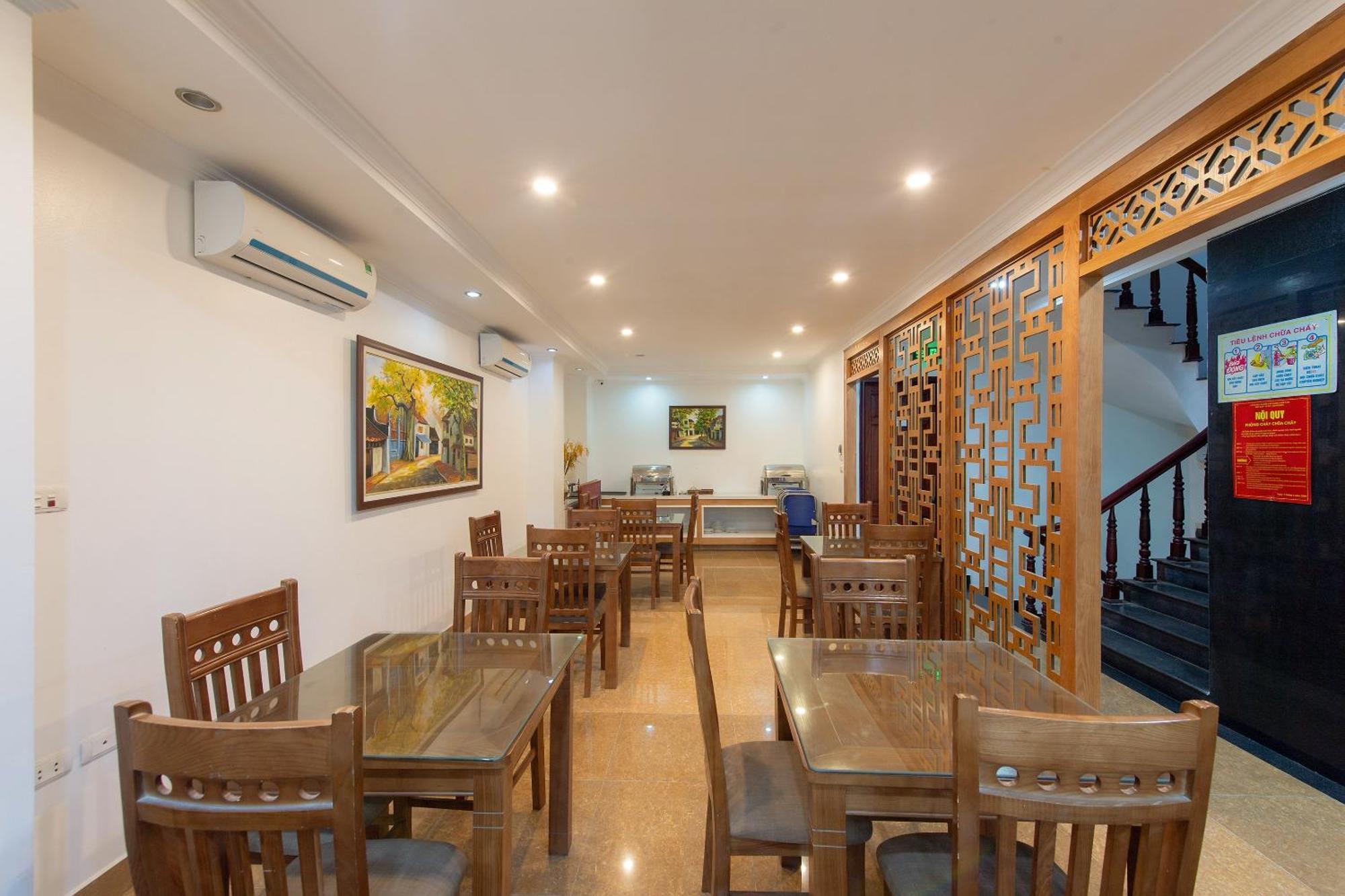 Super Oyo Capital O 387 Bach Duong Hotel Hanoi Esterno foto